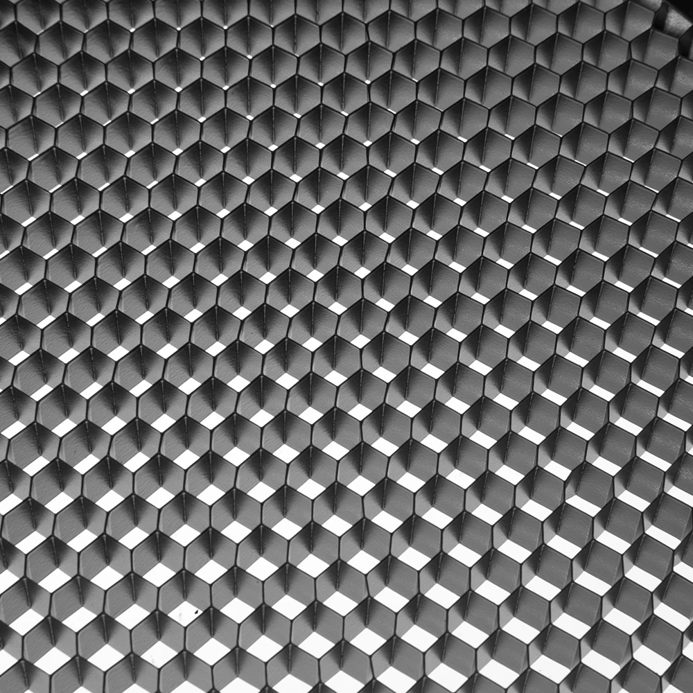 Godox BD-04 Barn Door Standard - مراجعة Honeycomb Grid Filter وسعره