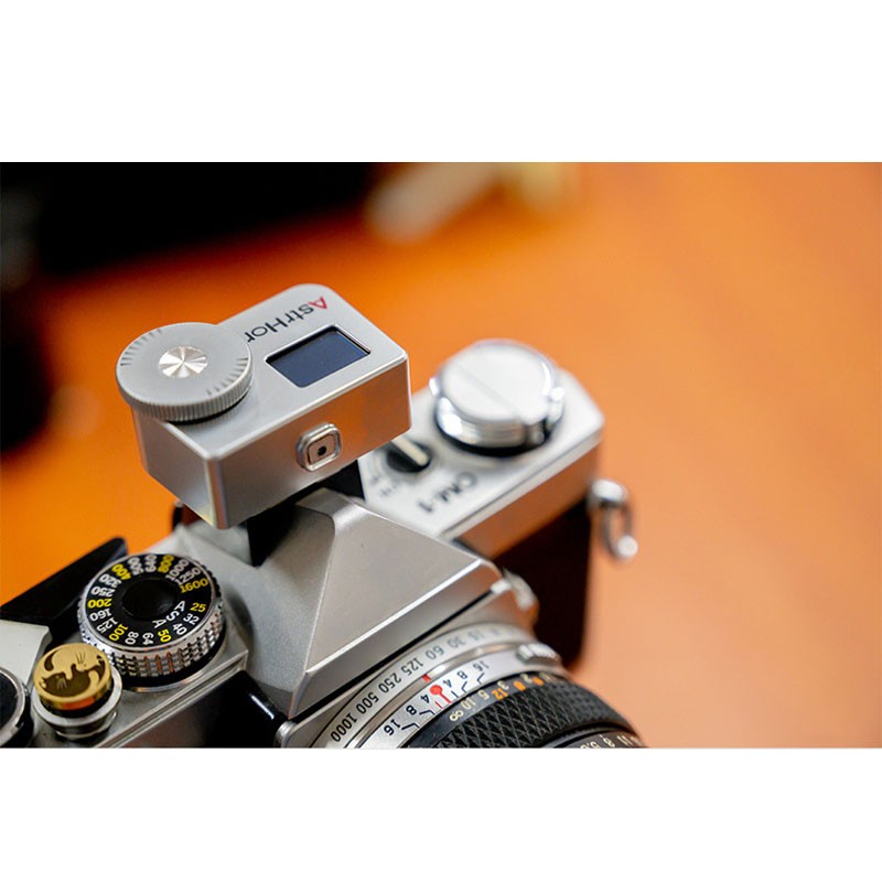 AstrHori AH-M1 Camera Light Me - مراجعة Photography Lighting Tools وسعره